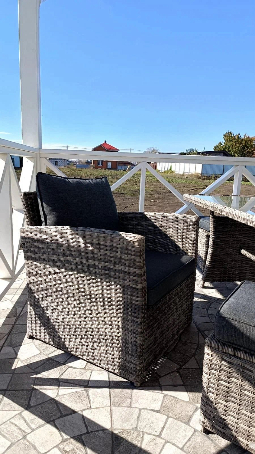 Плетёная мебель Royal Family ZOYA из искусственного ротанга: идеальное решение для семейного отдыха на свежем воздухе